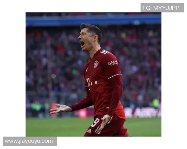 莱万领衔球队新征程展现超凡实力助力争冠梦想