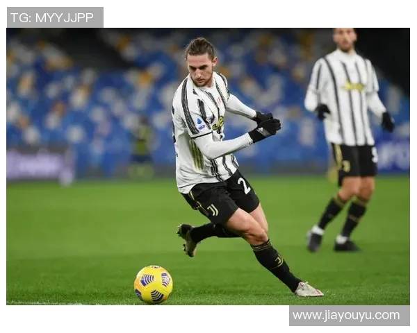 若昂内维斯的足球之路与未来展望：从新星到顶级中场的成长历程